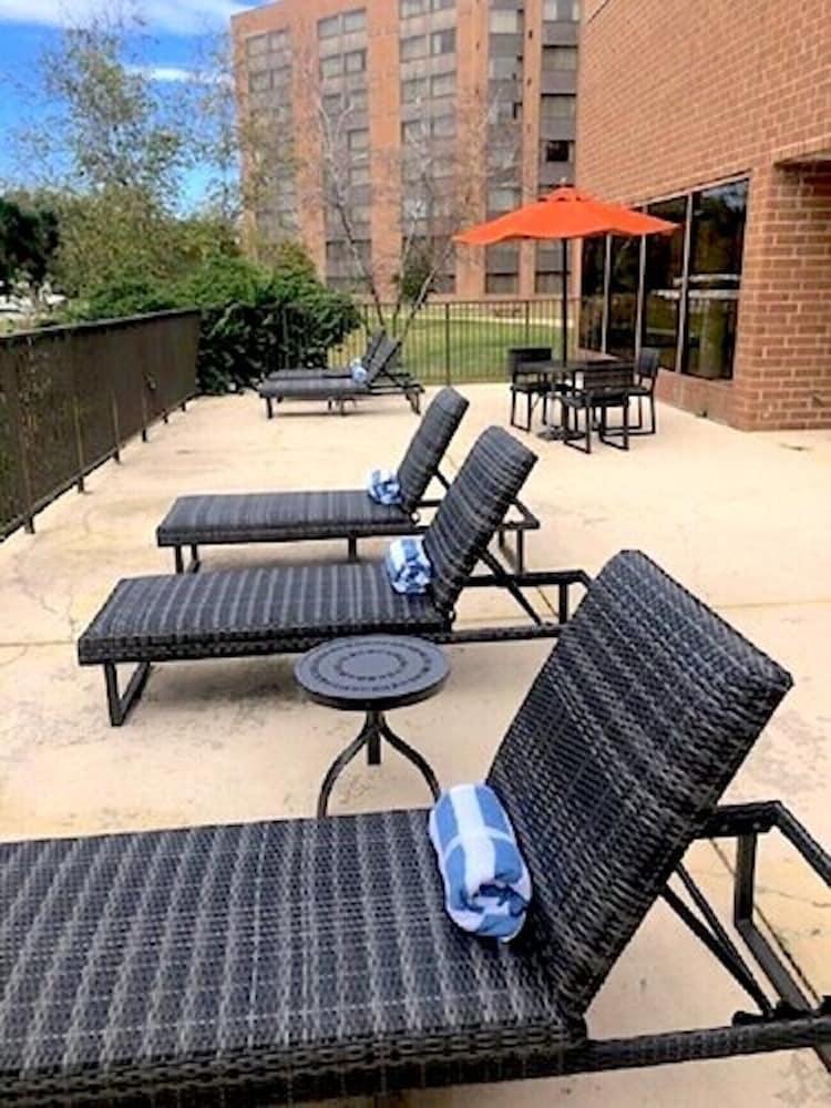 Doubletree By Hilton Lisle Naperville Exteriör bild