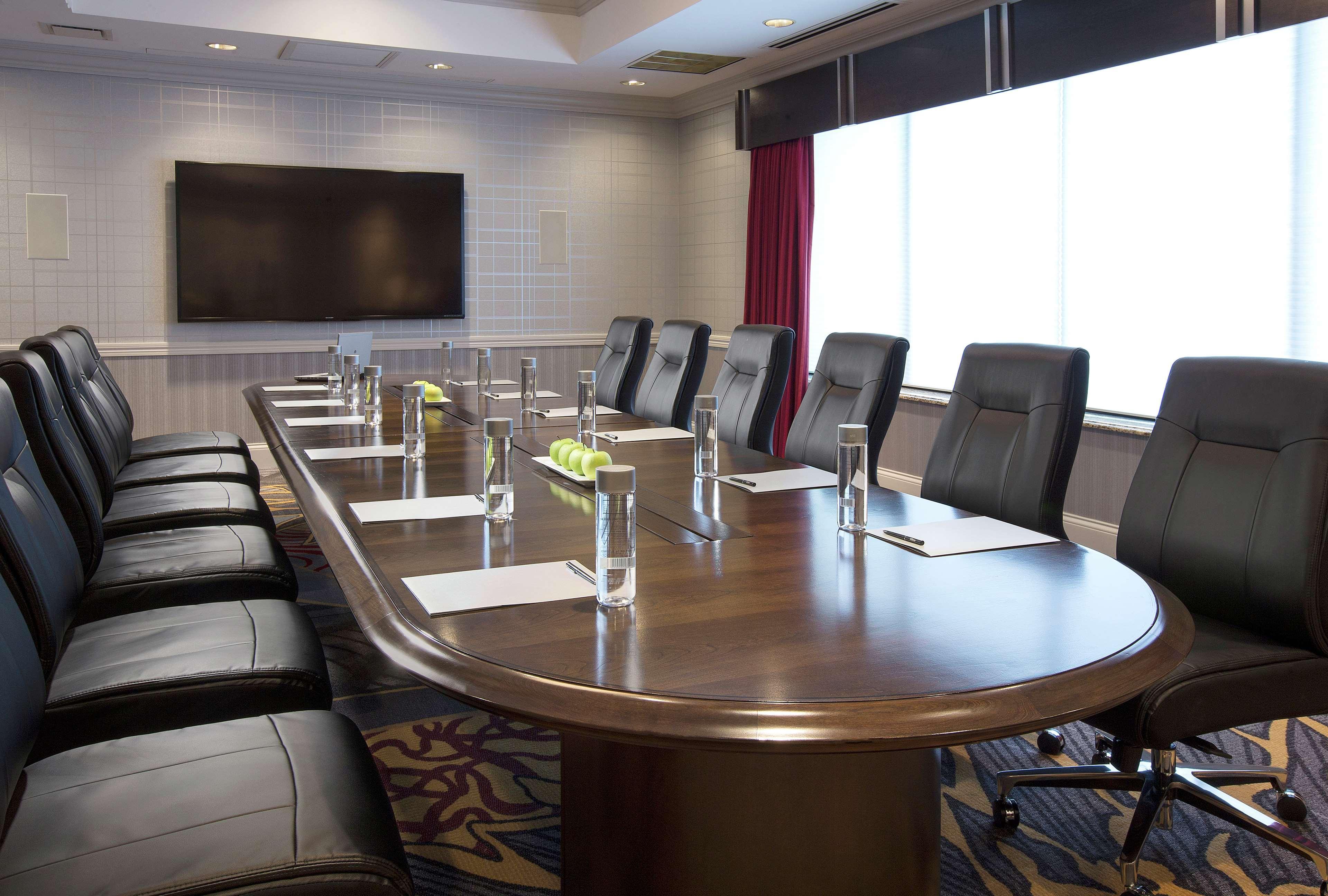 Doubletree By Hilton Lisle Naperville Exteriör bild