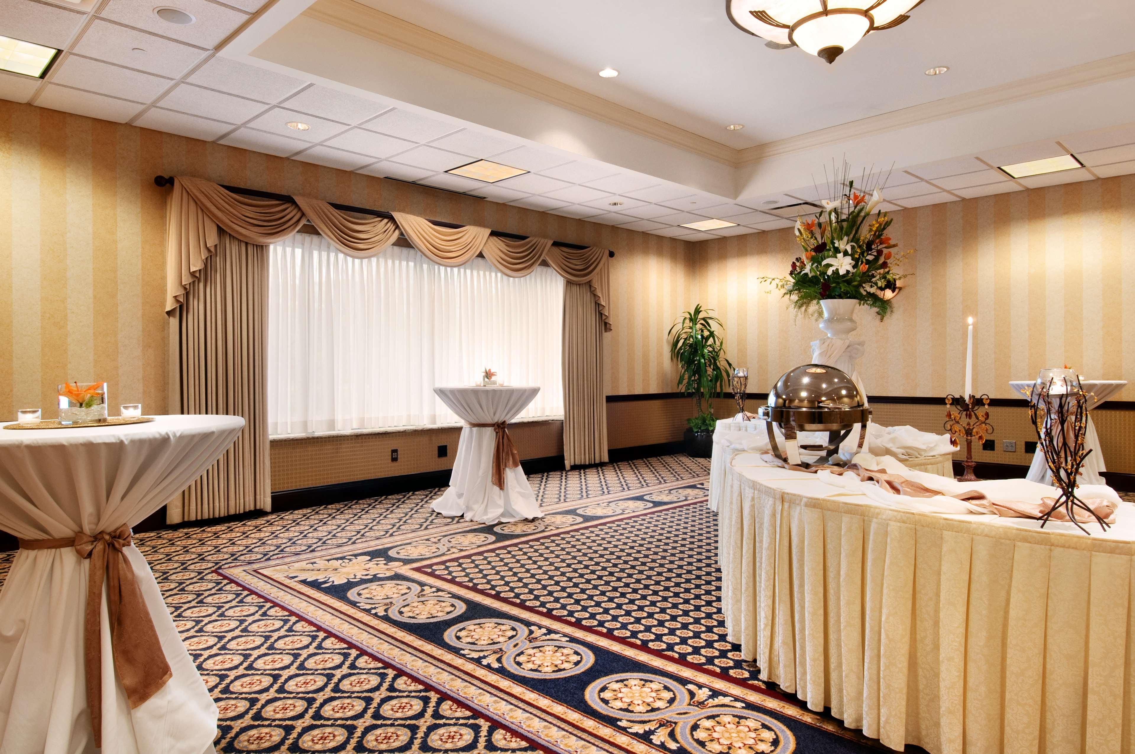 Doubletree By Hilton Lisle Naperville Exteriör bild