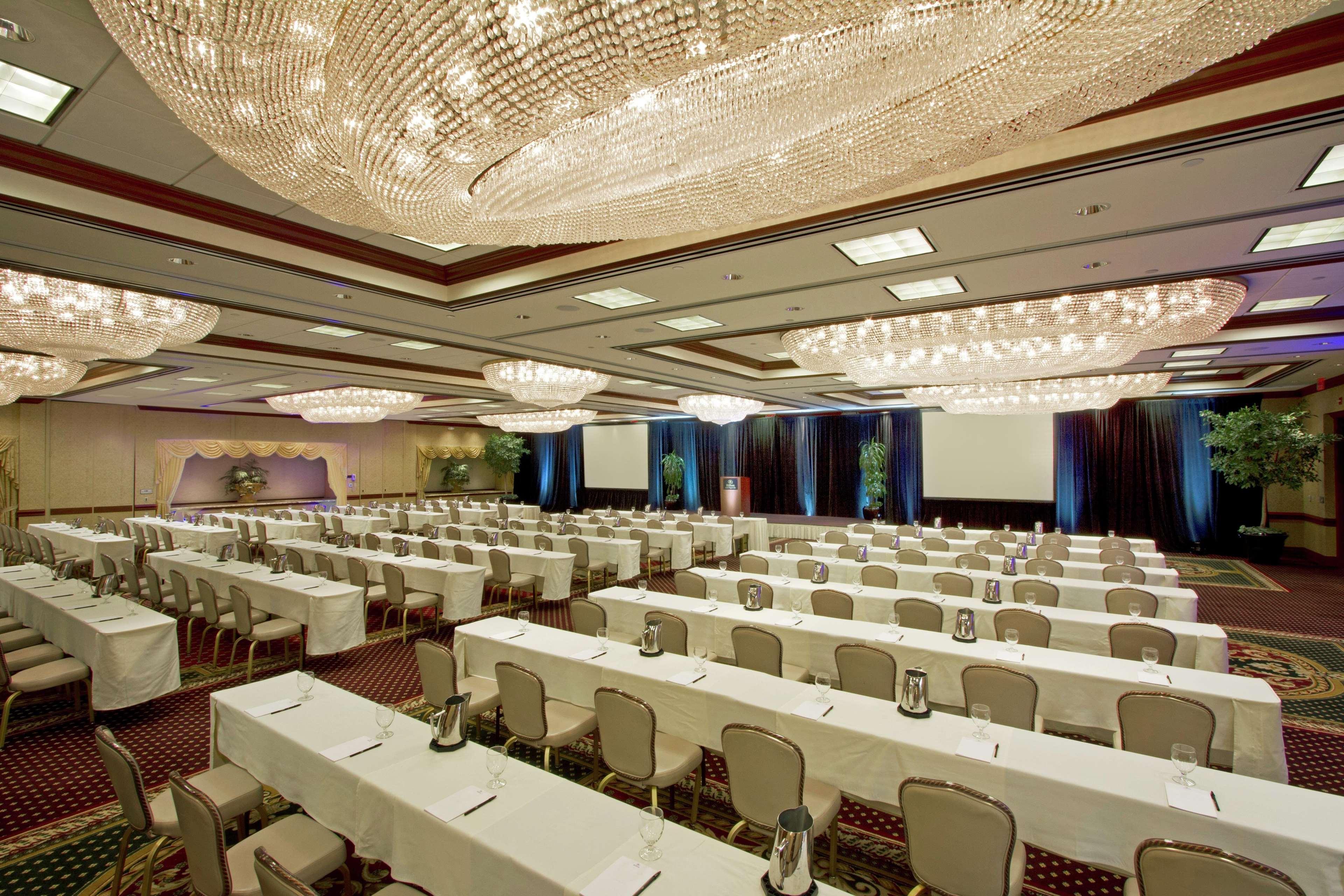 Doubletree By Hilton Lisle Naperville Exteriör bild